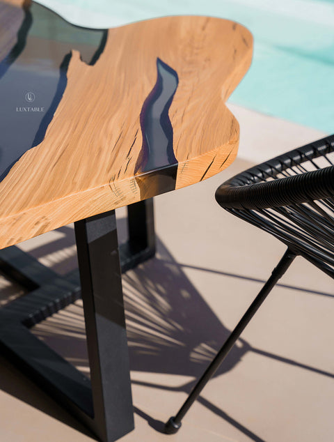 Epoxy coffee table in oak and smoke gray epoxy, custom size Fogliettino