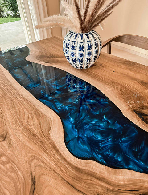 Blue resin dining table in walnut wood, custom size Pacific