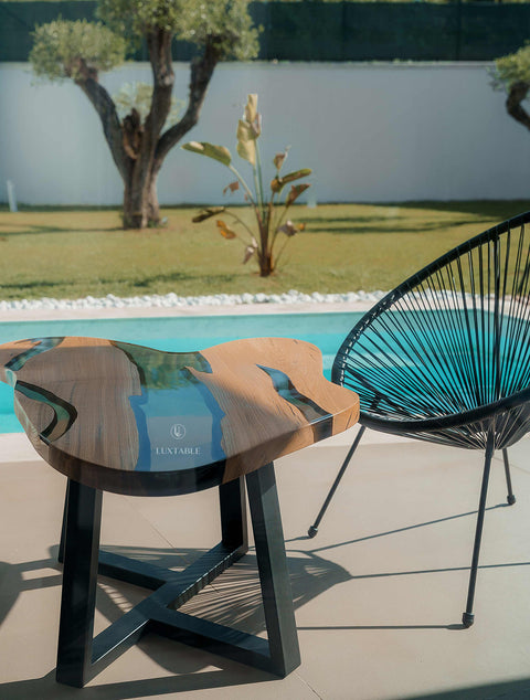 Epoxy coffee table in oak and smoke gray epoxy, custom size Fogliettino