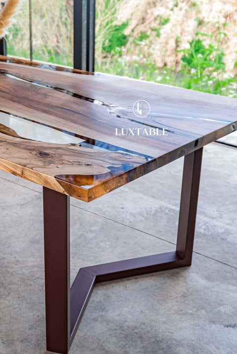 Handmade clear epoxy resin table in European walnut, custom size Alpi