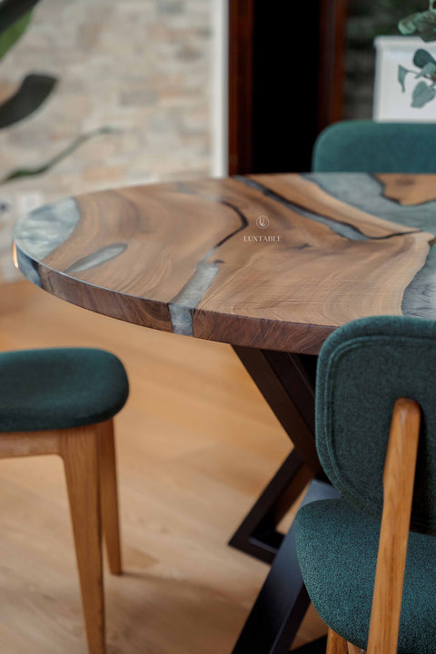 Epoxy river table in walnut wood and silver resin 140x140cm Cristallo