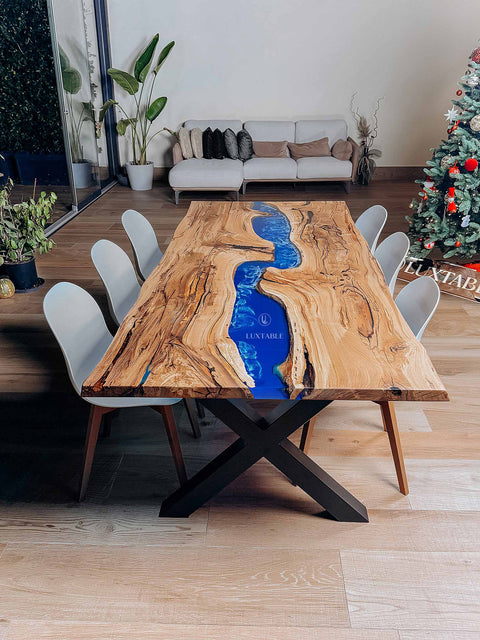 Custom epoxy dining table in solid oak, custom size Caraibi