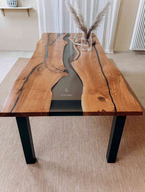 Tavolo in resina epossidica fum  satinata e rovere 250x100cm Sogno
