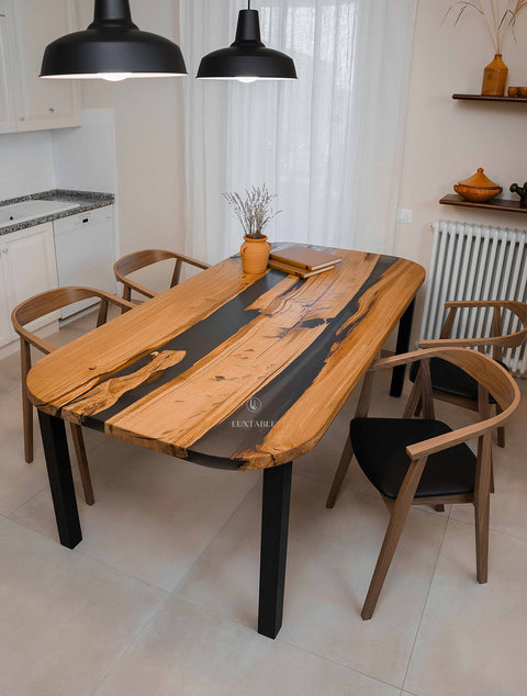 Tavolo con resina epossidica fumé e legno di rovere  su misura Silhouette