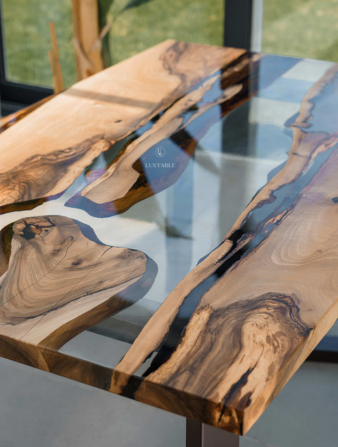 Rustic resin table in walnut and clear epoxy, various sizes Kenya