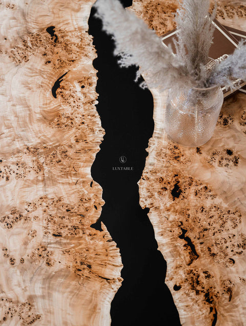 Epoxy river table in poplar wood and black resin, custom sizes Nebulosa