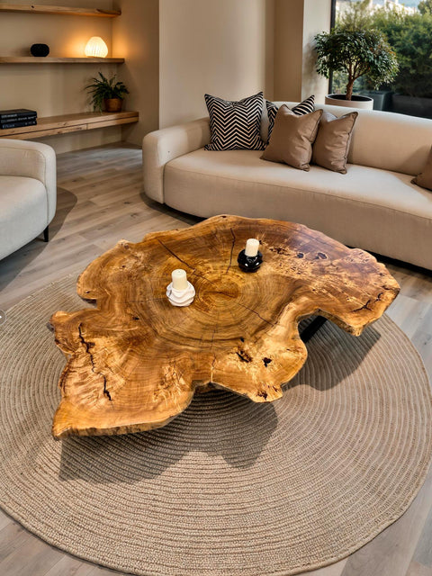 Solid poplar wood coffee table from a single tree trunk slice Charmant
