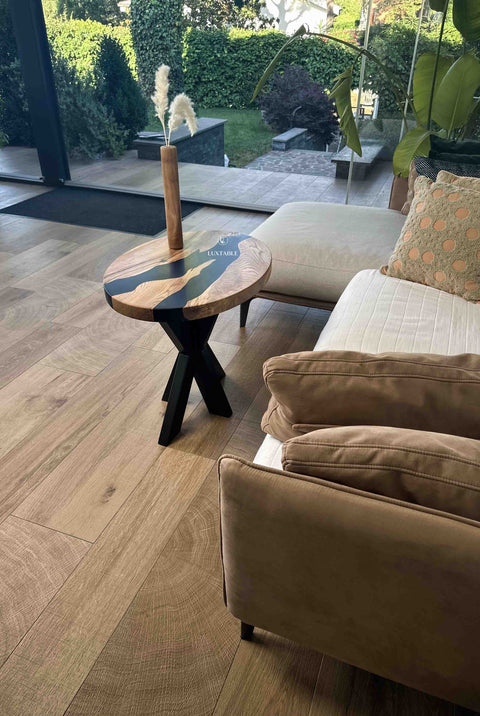 Black epoxy side table in oak solid wood, custom size Terrence