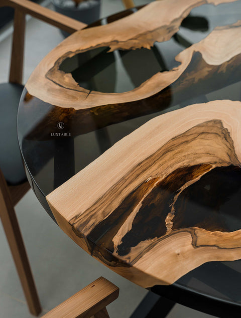 Walnut resin dining table with smoke gray epoxy 110x110cm Era